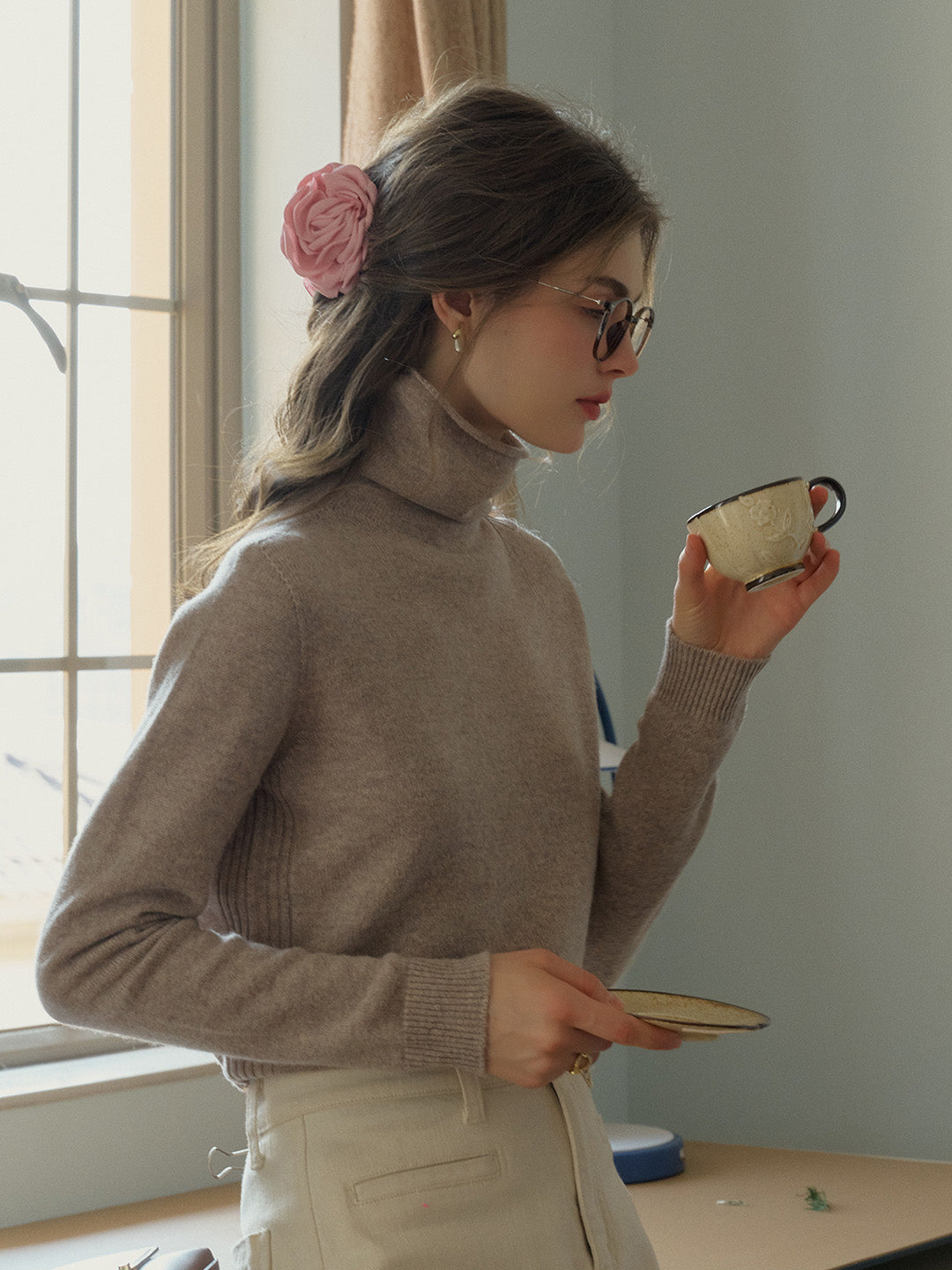 Solana Basic Versatile Turtleneck 100% Wool Sweater - Camel
