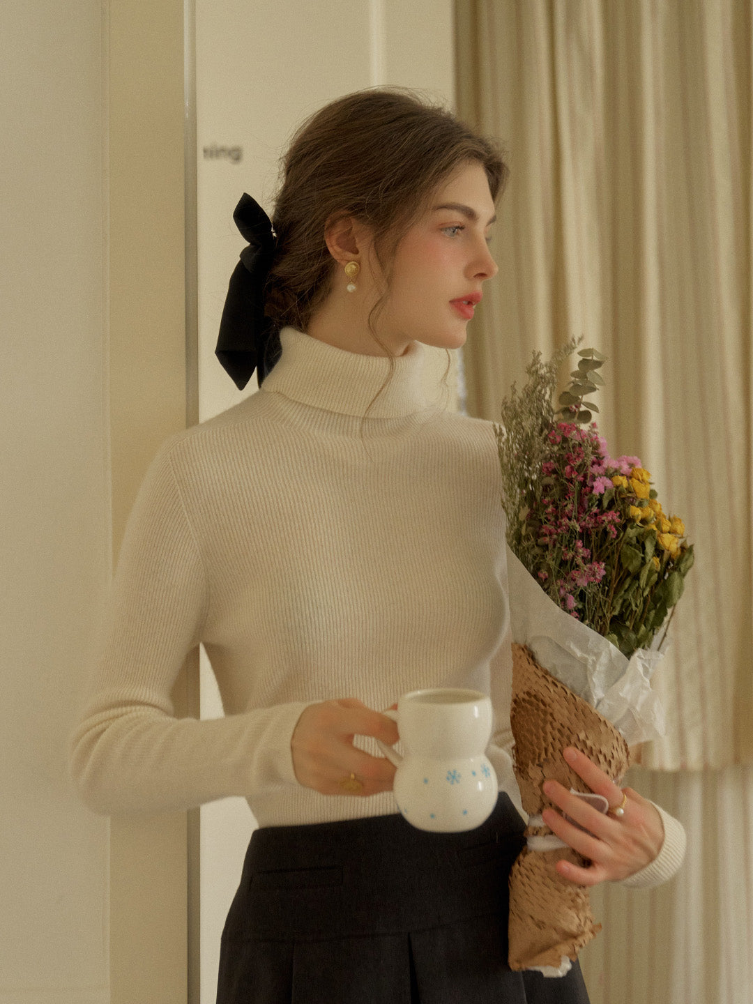 Yasmin Simple Turtleneck Slim Fit Wool& Cashmere Sweater - White