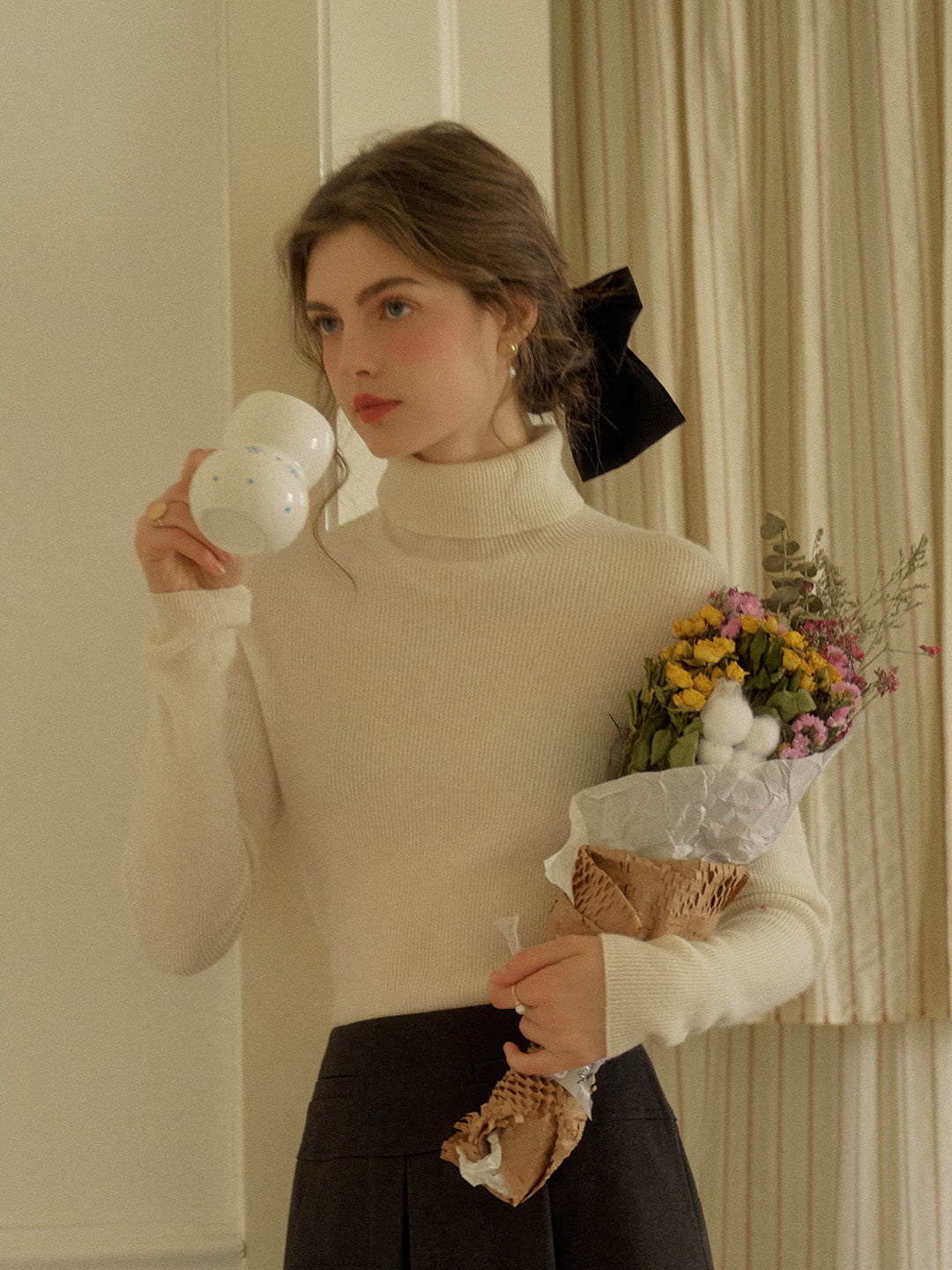 Yasmin Simple Turtleneck Slim Fit Wool& Cashmere Sweater - White