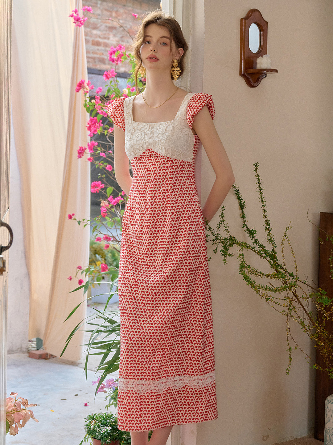 【Final Sale】Cathy Square Neck Heartcore Lace Dress