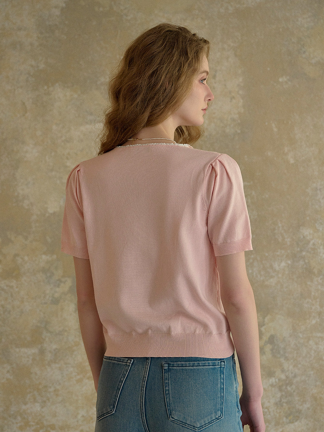 【Final Sale】Naomi V-Neck Embroidery Knit Blouse