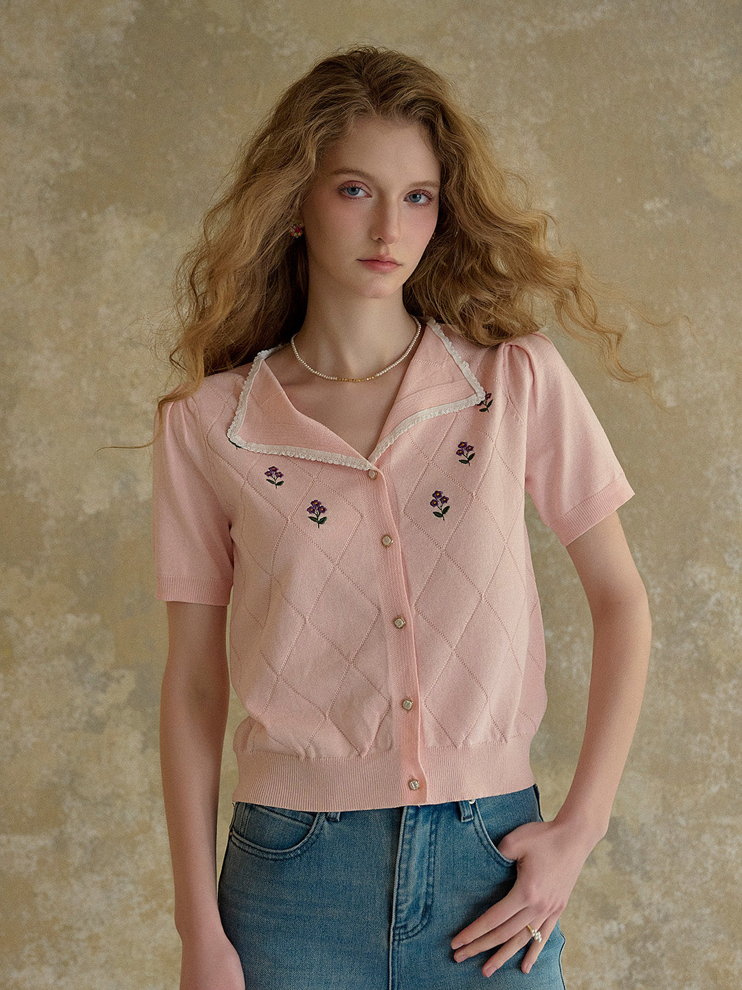 【Final Sale】Naomi V-Neck Embroidery Knit Blouse